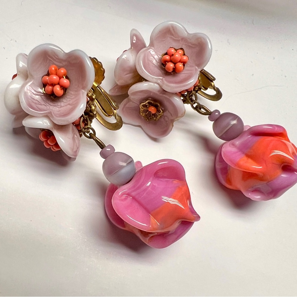 Vintage Miriam Haskell Floral Pink and Orange Glass Clip-On Earrings